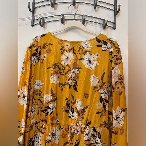 Torrid Babydoll Gauze Yellow Floral Crochet Trim Lace-Up Top Size 2X EUC - Picture 15 of 15